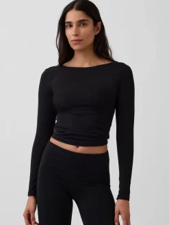 GapFit Smooth Boatneck T-Shirt