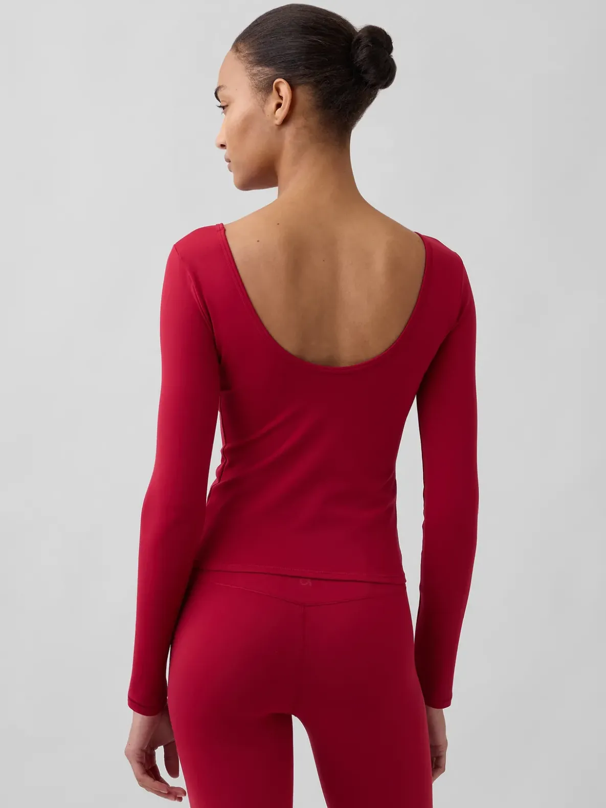 GapFit Smooth Boatneck T-Shirt