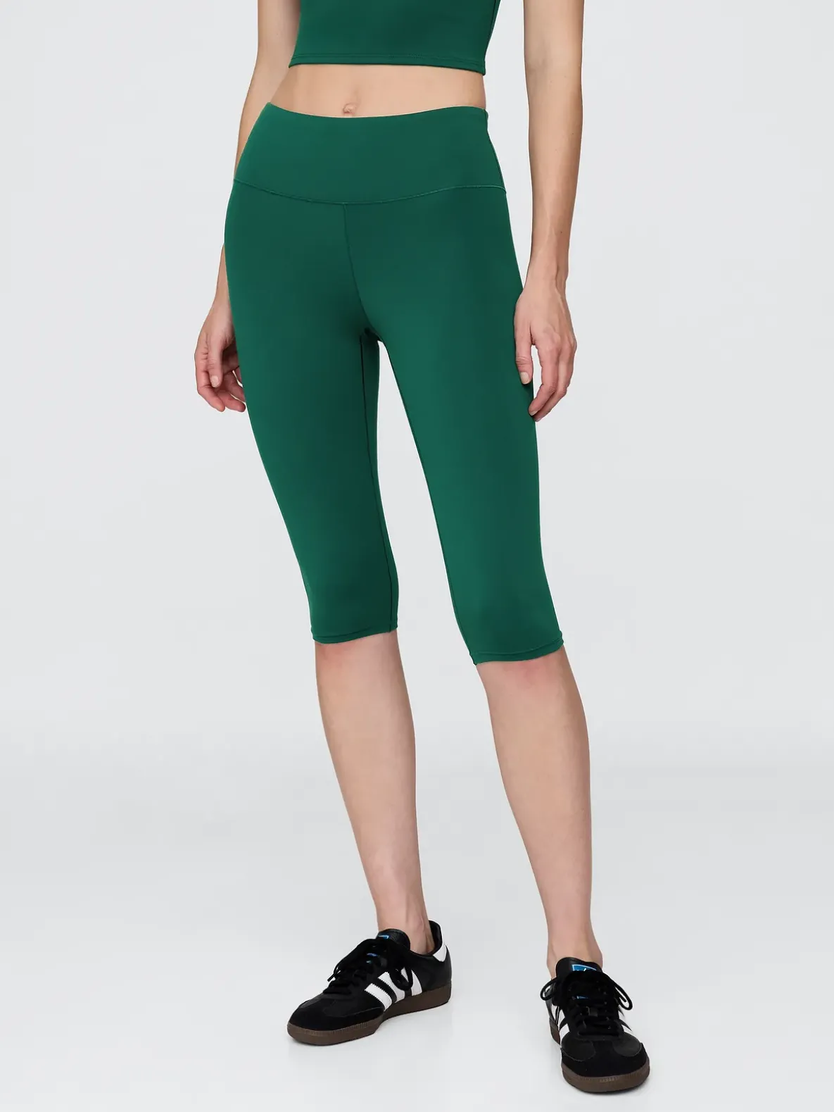 GapFit Smooth High Rise Crop Leggings