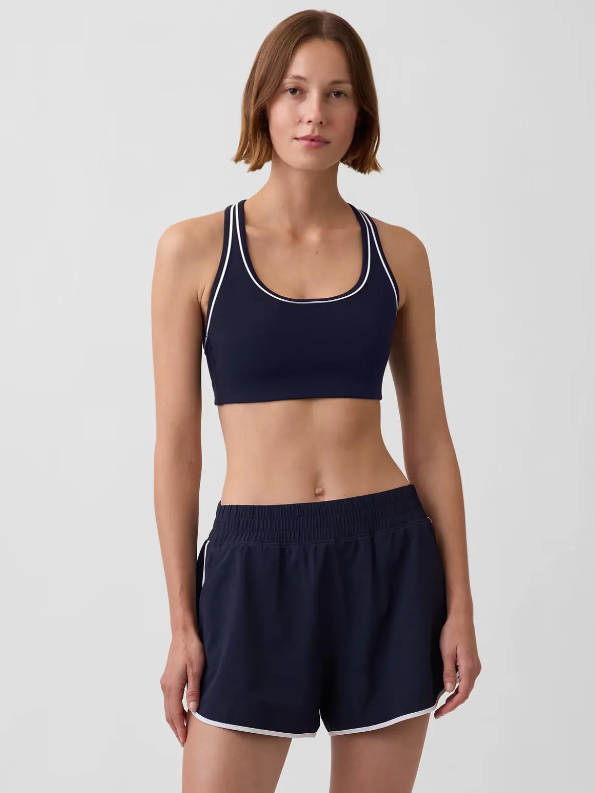 GapFit Smooth Medium Impact Racerback Sports Bra