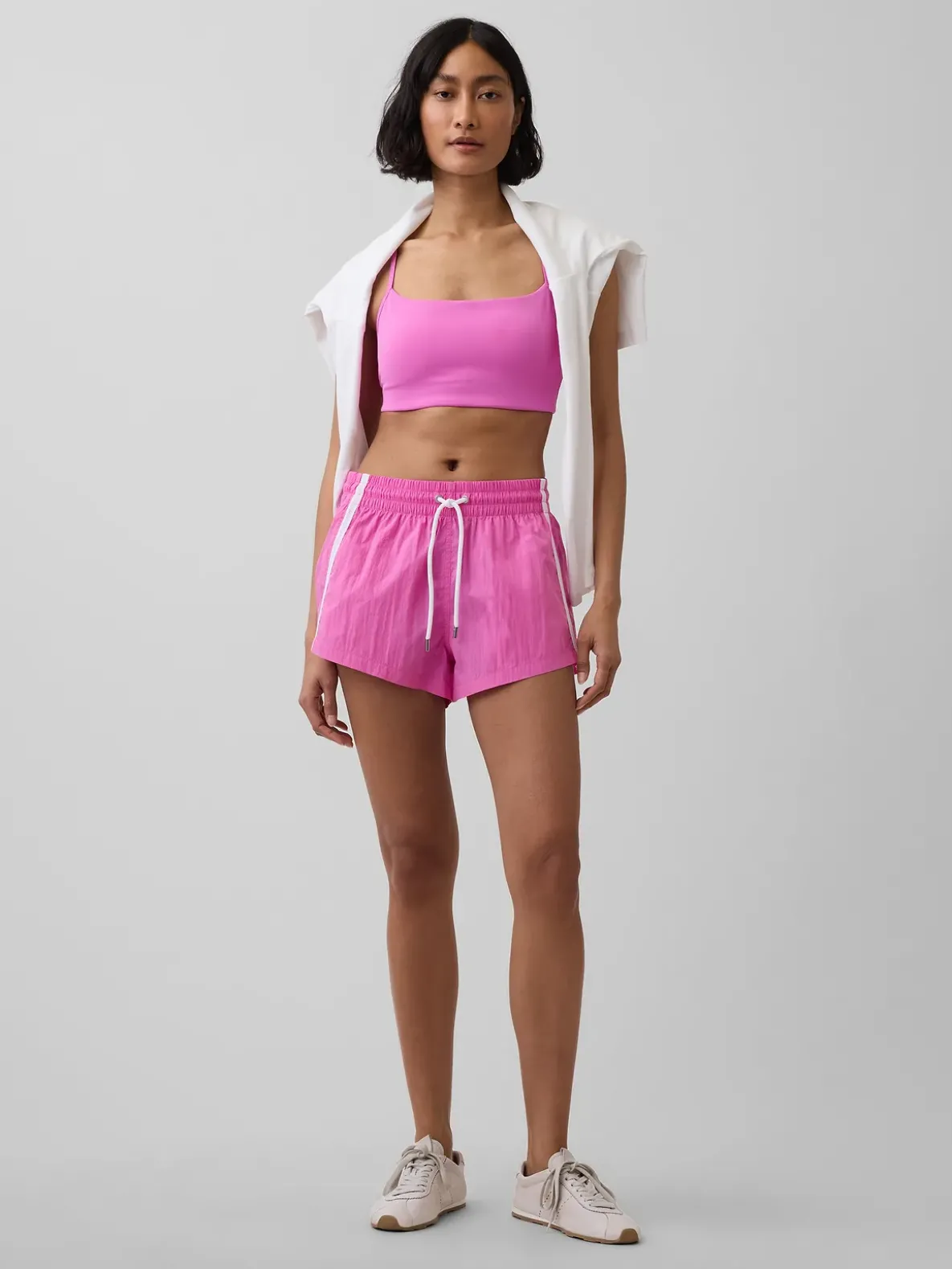 GapFit Smooth Racerback Sports Bra