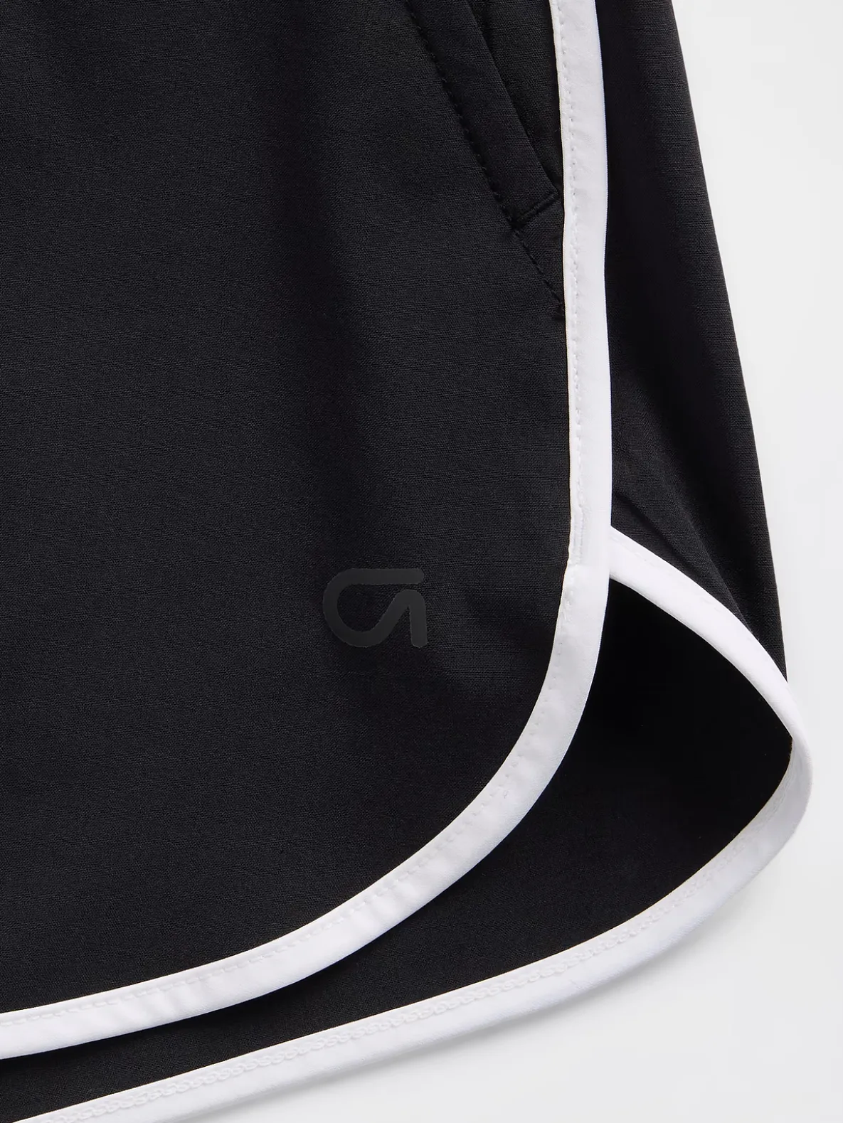 GapFit Tech High Rise Running Shorts