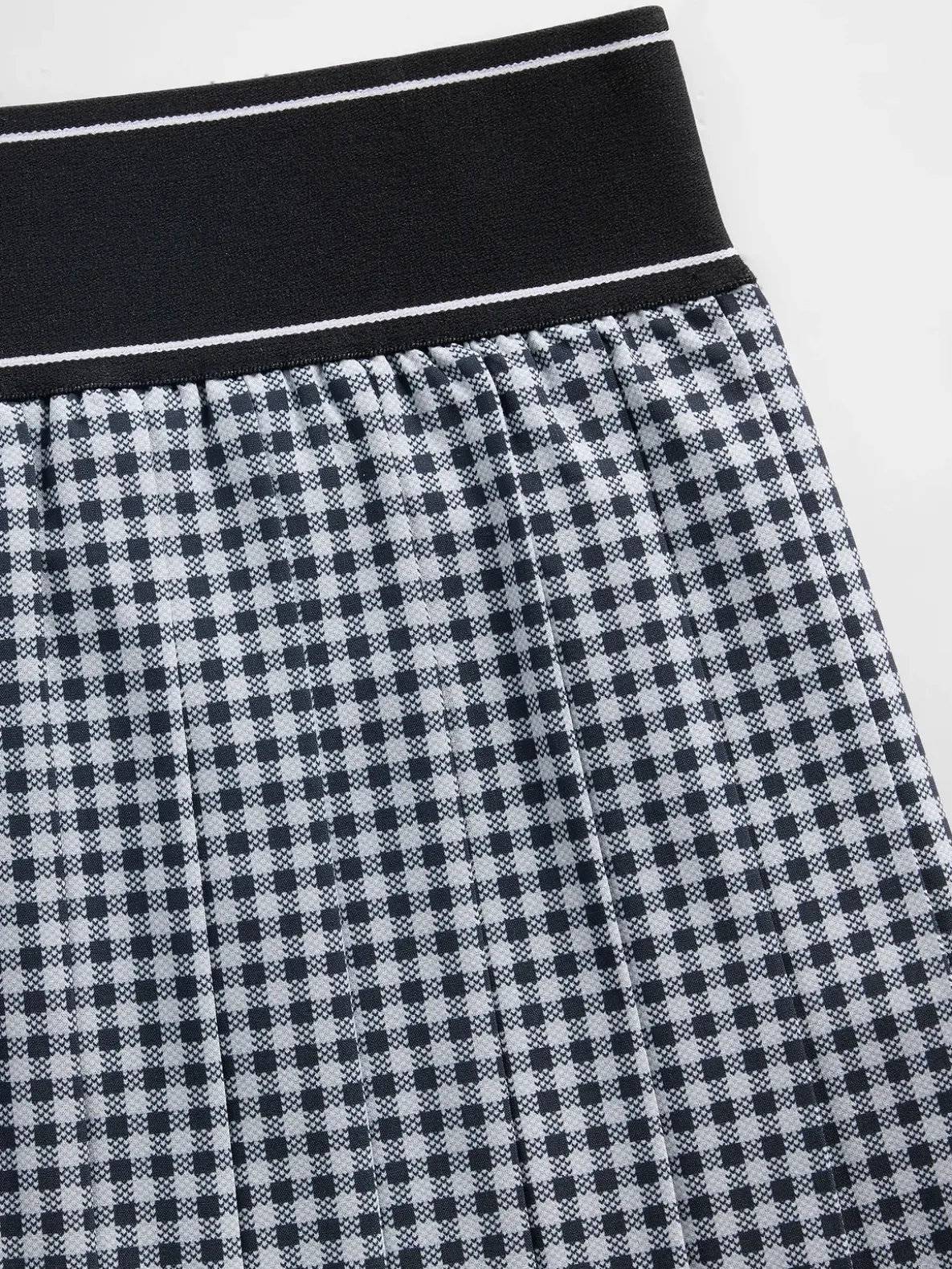 GapFit Tech Pleated Exercise Skort