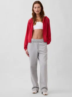 GapFit Tech Windbreaker
