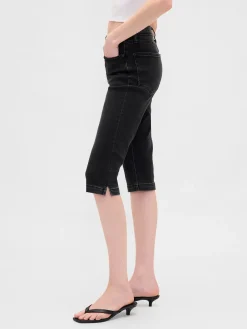 High Rise Cropped Capri Jeans