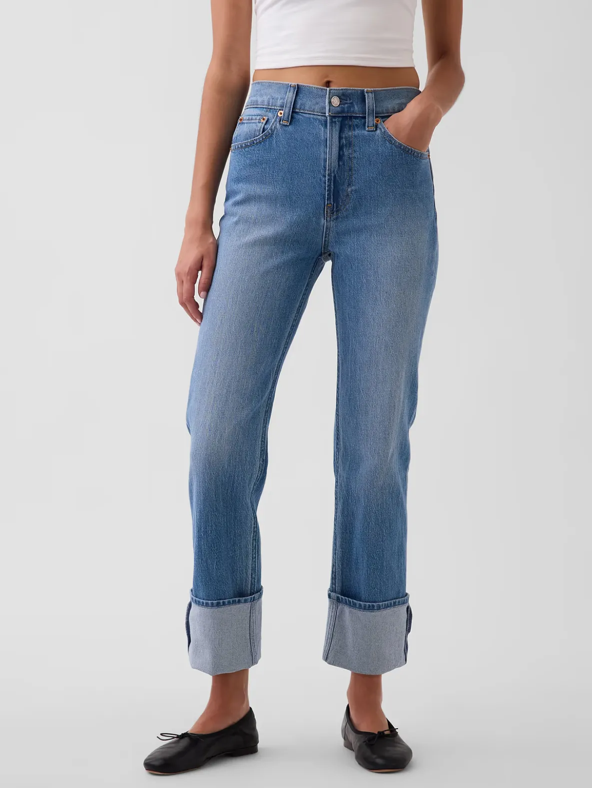 High Rise Cuffed '90s Slim Straight Jeans