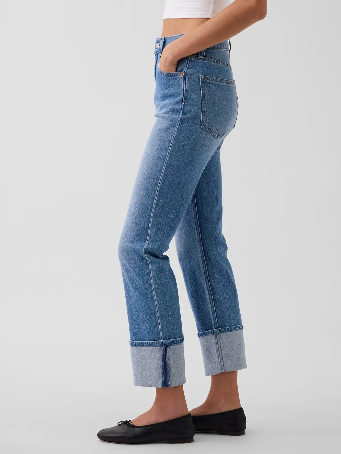 High Rise Cuffed '90s Slim Straight Jeans