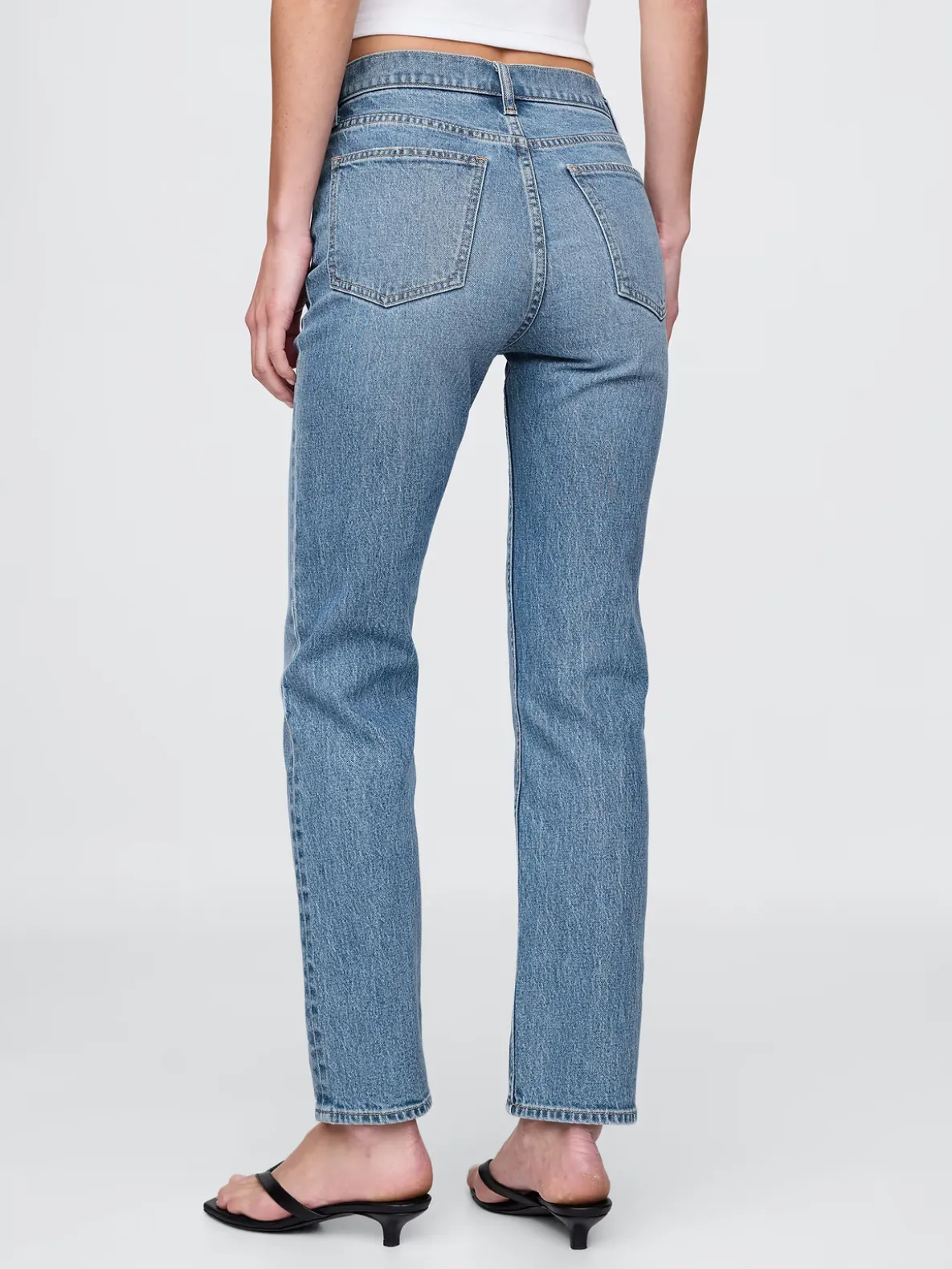 High Rise ’90s Slim Straight Jeans