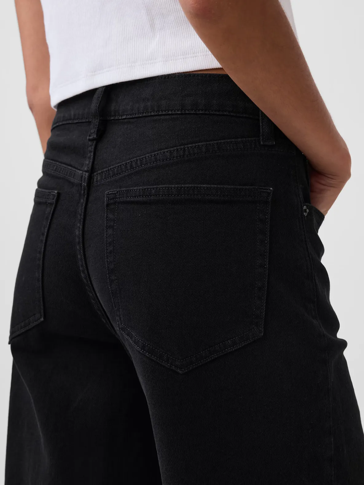 High Rise Stride Wide-Leg Ankle Jeans