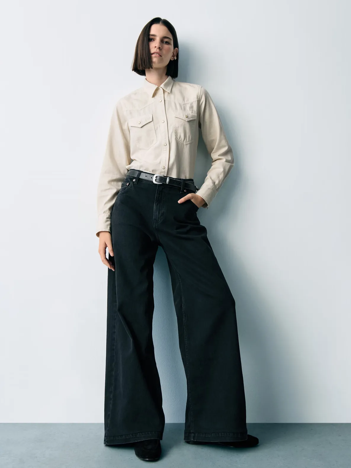 High Rise Stride Wide-Leg Jeans