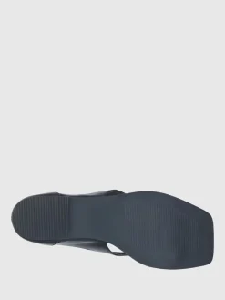 Kerry Thong Sandal