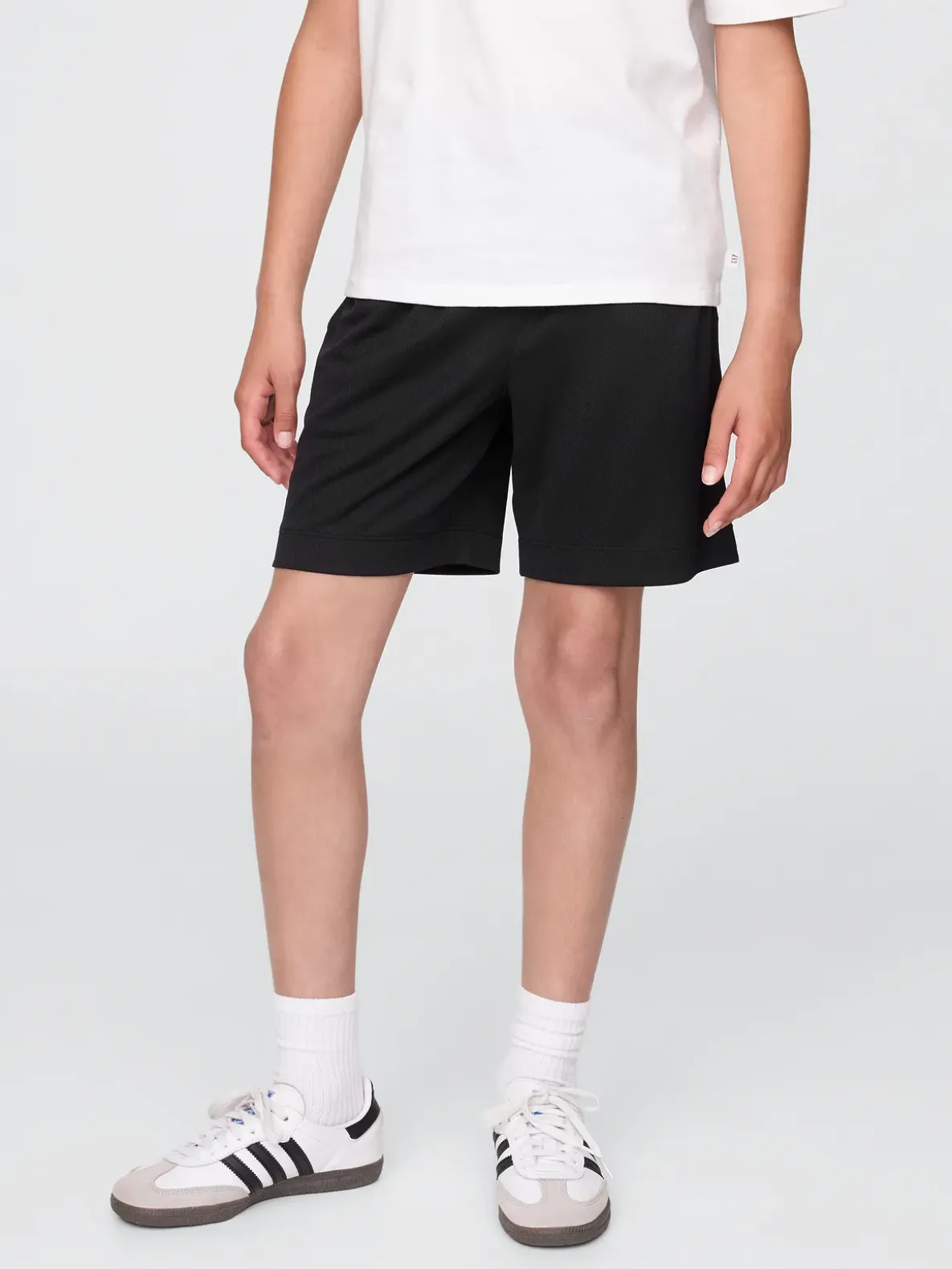 Kids GapFit 6" Recycled Mesh Easy Shorts