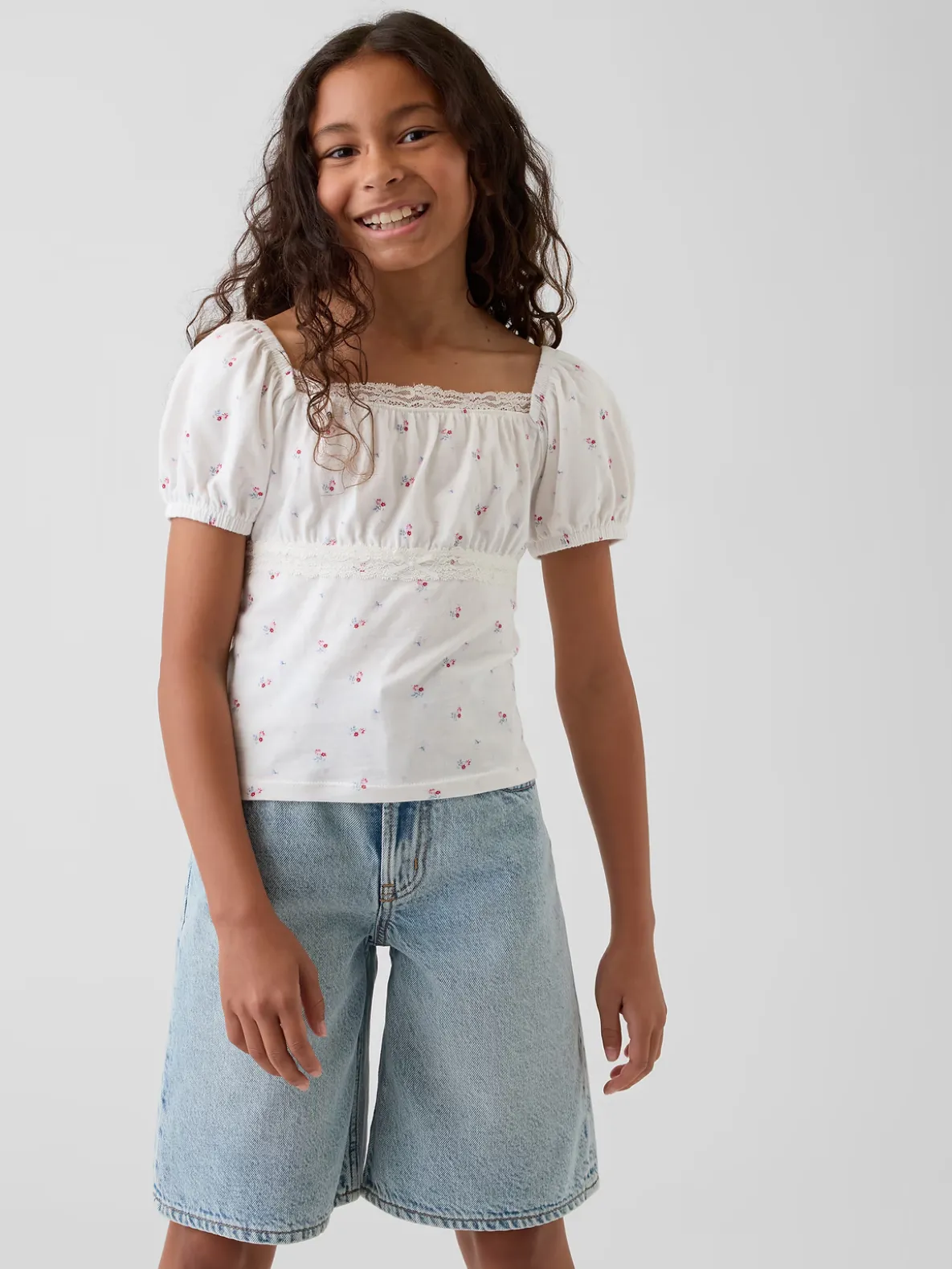 Kids Lace-Trim Puff-Sleeve Top