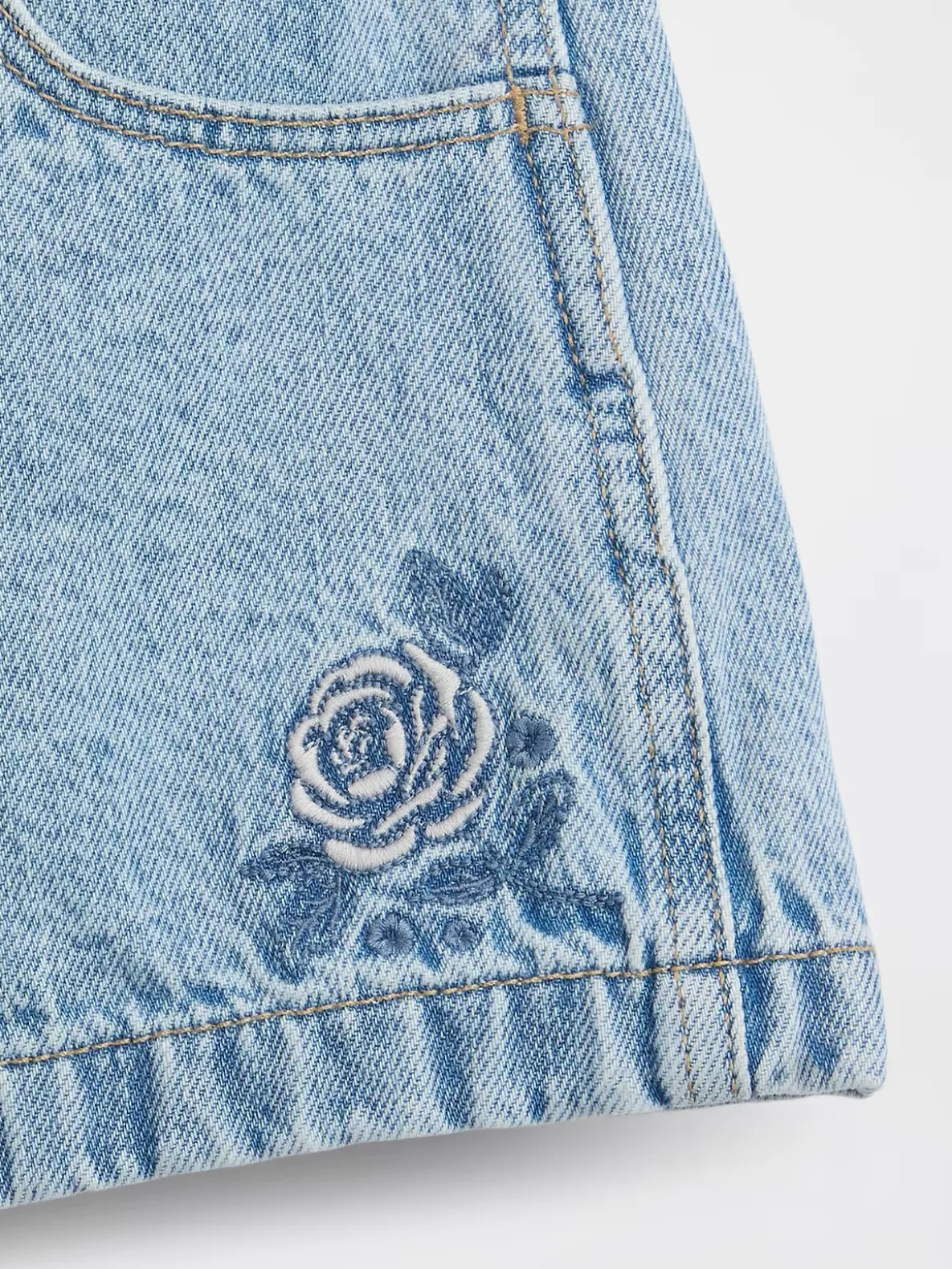 Kids Low Rise Stride Denim Shorts