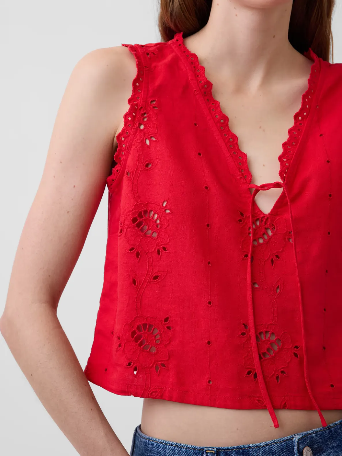 Linen-Blend Embroidered Crop Shell Tank Top