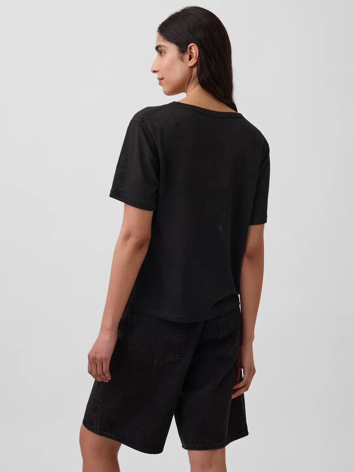 Linen-Blend Relaxed V-Neck T-Shirt