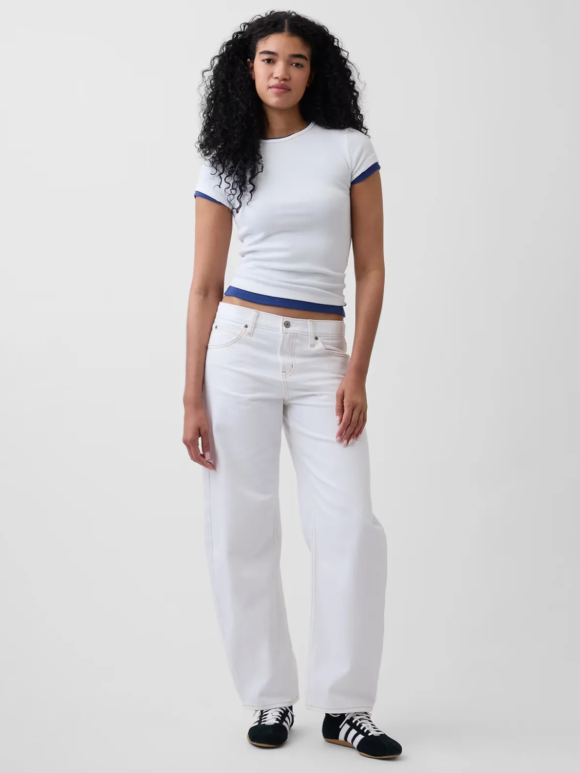 Low Rise Barrel Jeans