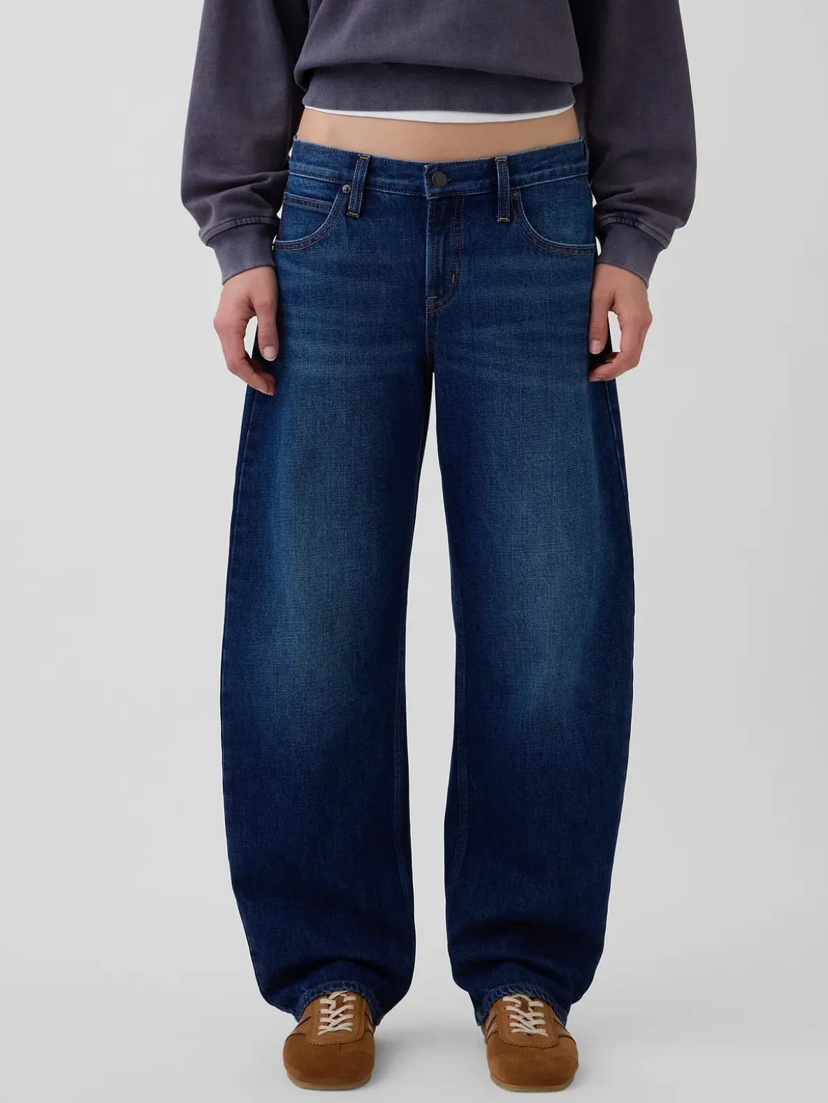 Low Rise Barrel Jeans