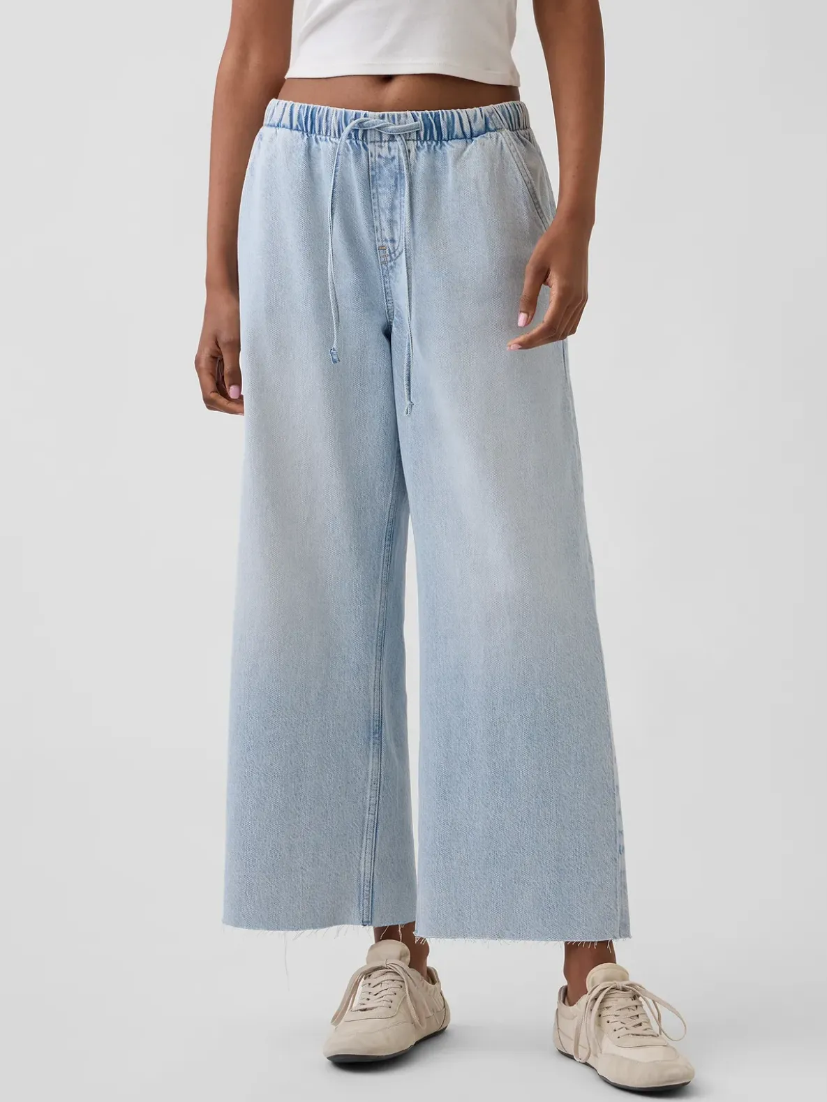 Low Rise Easy '90s Loose Crop Jeans