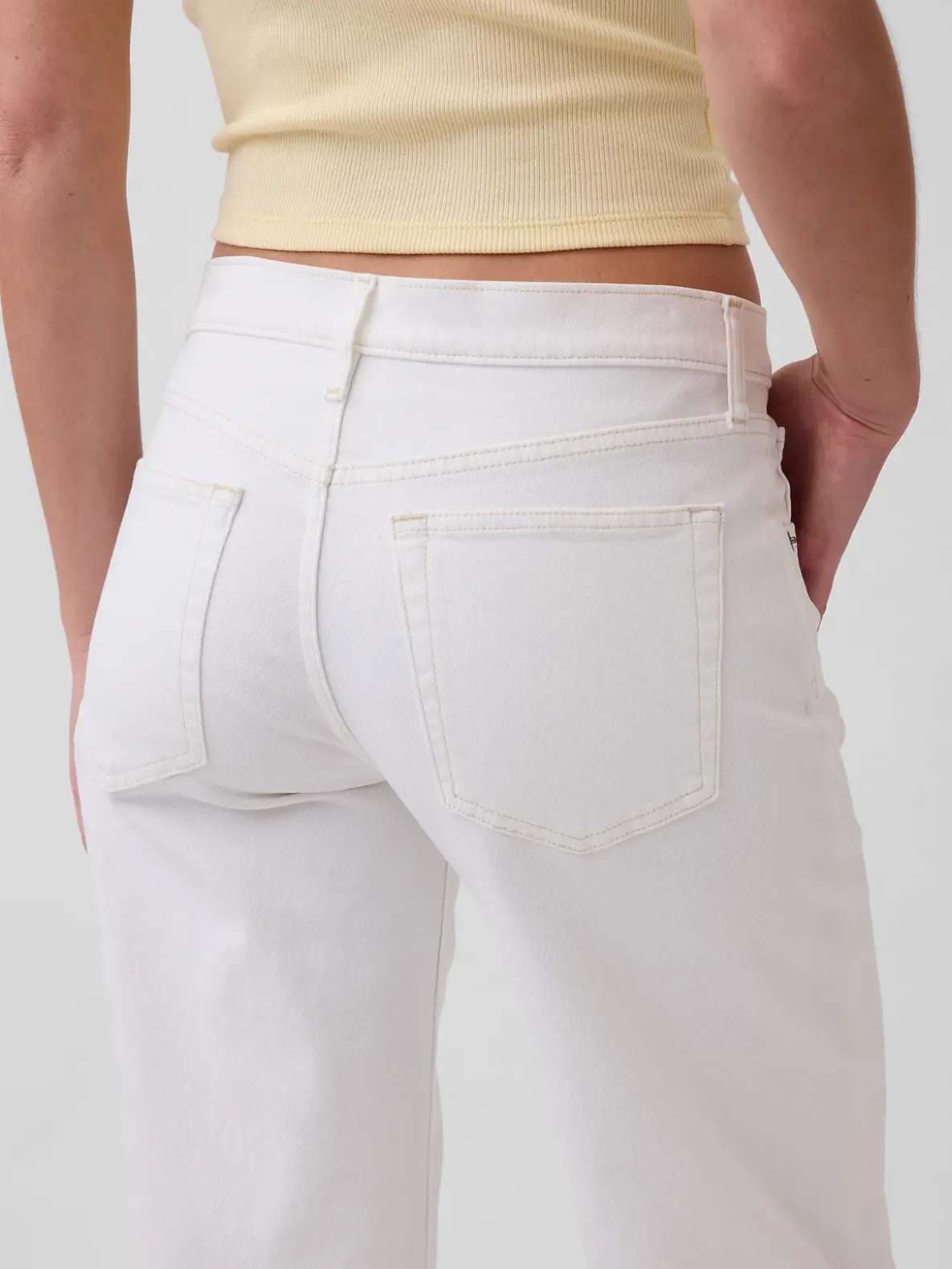 Low Rise '90s Loose Jeans