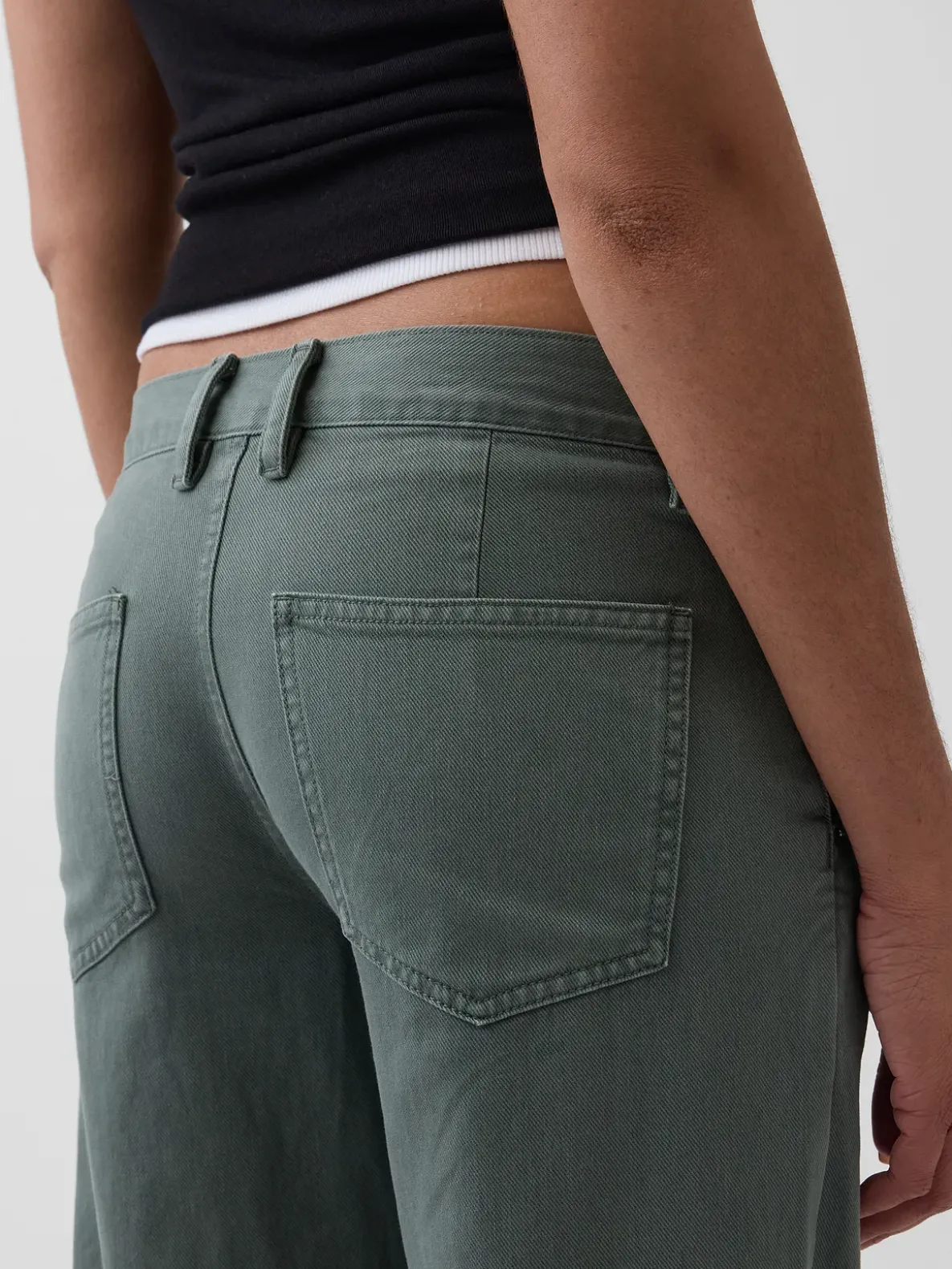 Low Rise '90s Loose Khakis