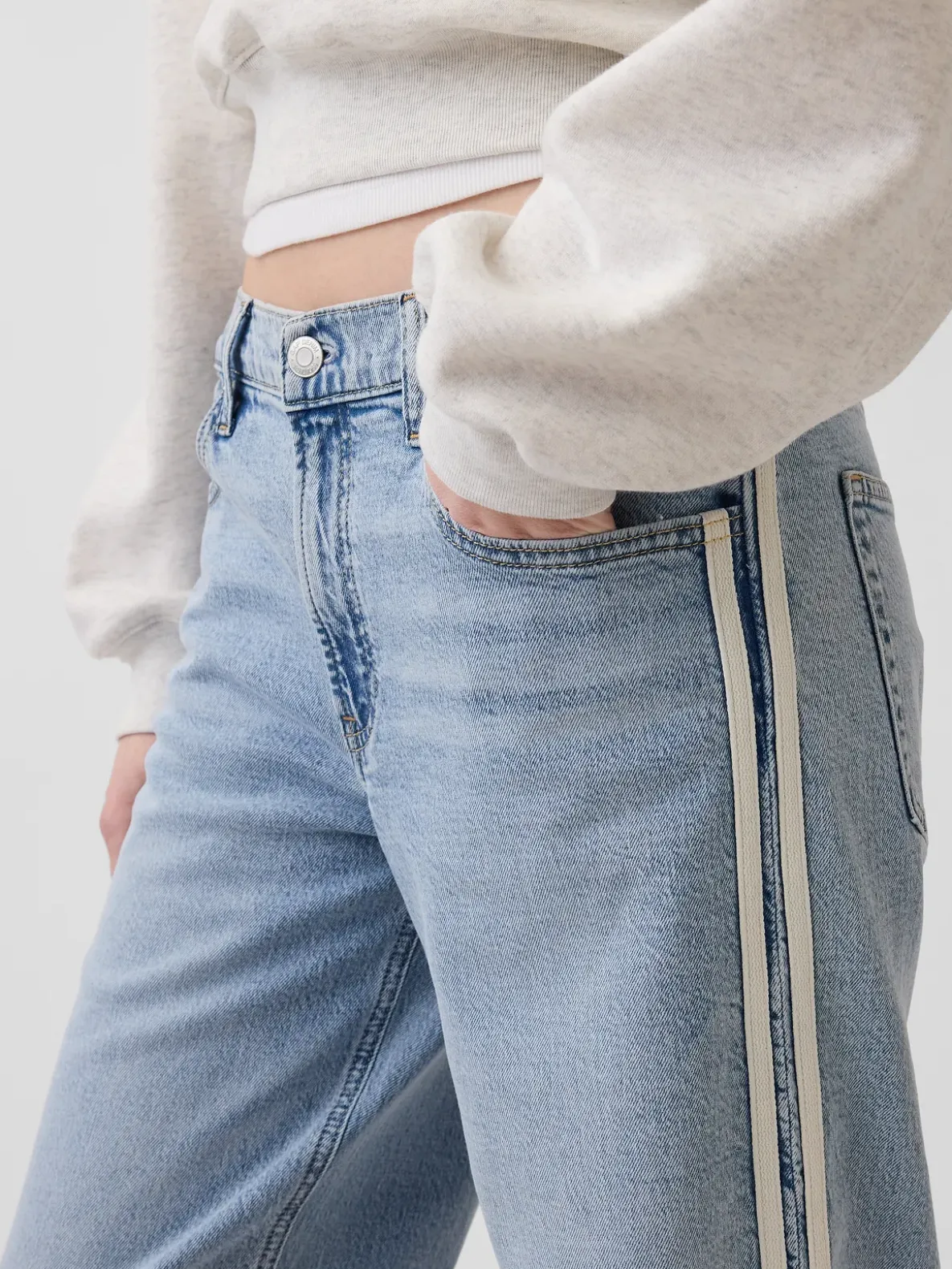 Low Rise '90s Loose Side Stripe Jeans