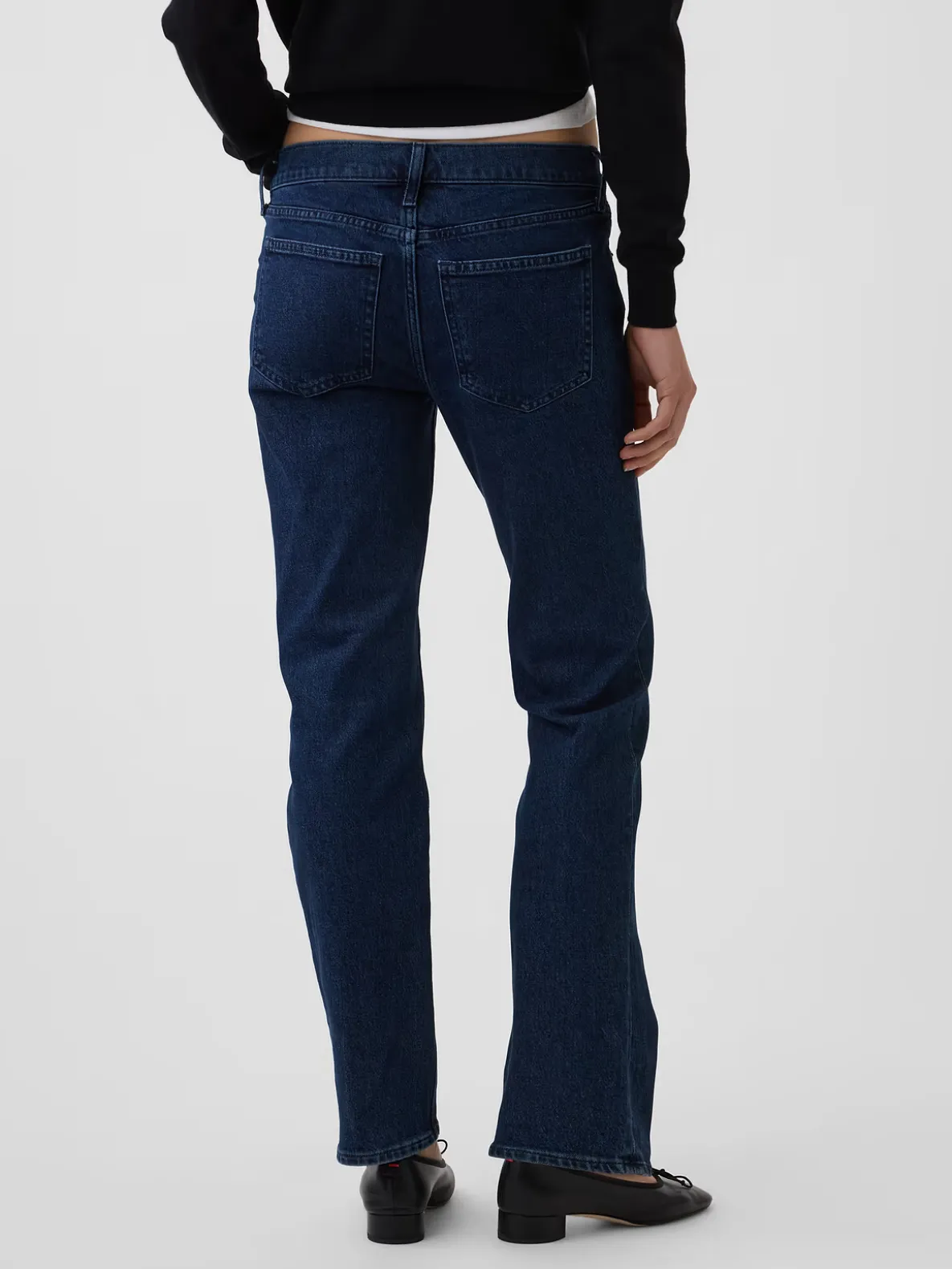 Low Rise '90s Slim Straight Jeans