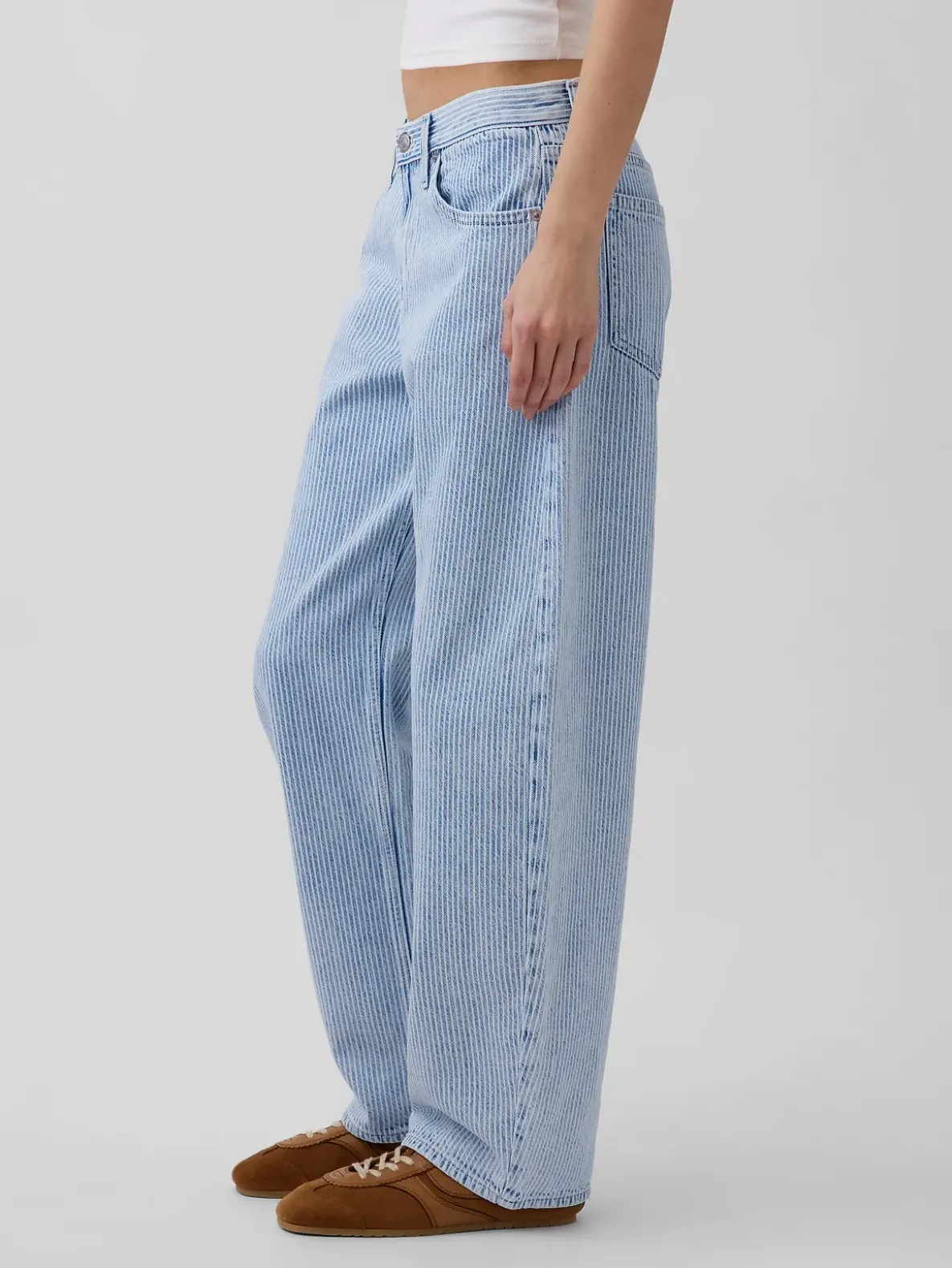 Low Rise UltraSoft Barrel Jeans