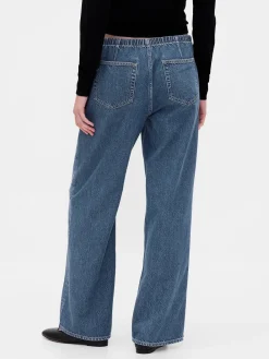 Low Rise UltraSoft Easy '90s Loose Jeans