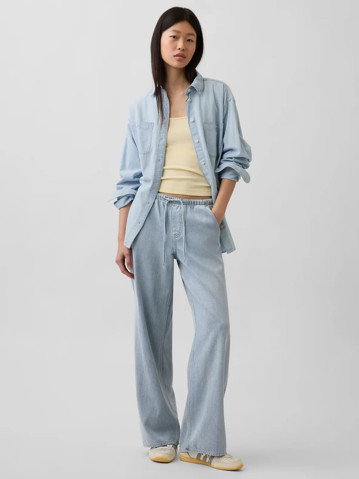 Low Rise UltraSoft Easy '90s Loose Jeans