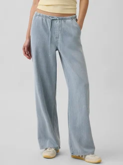 Low Rise UltraSoft Easy '90s Loose Jeans