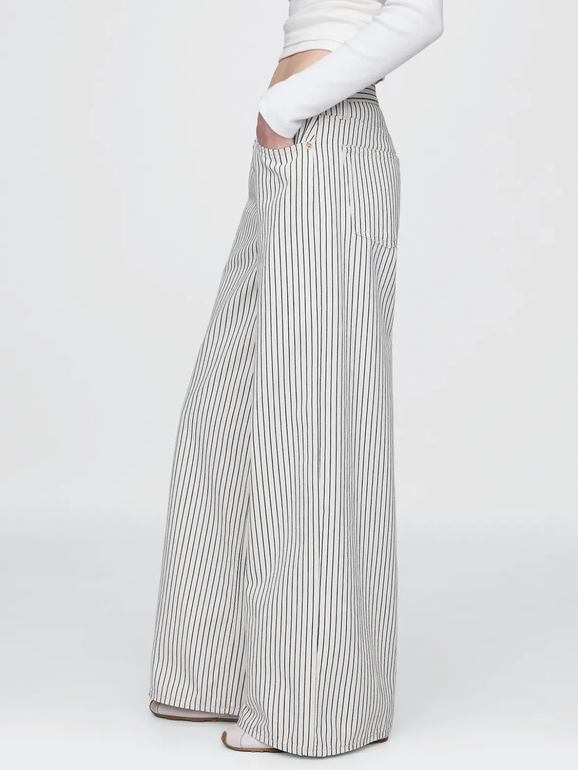 Mid Rise Denim Stripe Baggy Jeans