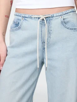 Mid Rise Easy '90s Loose Jeans
