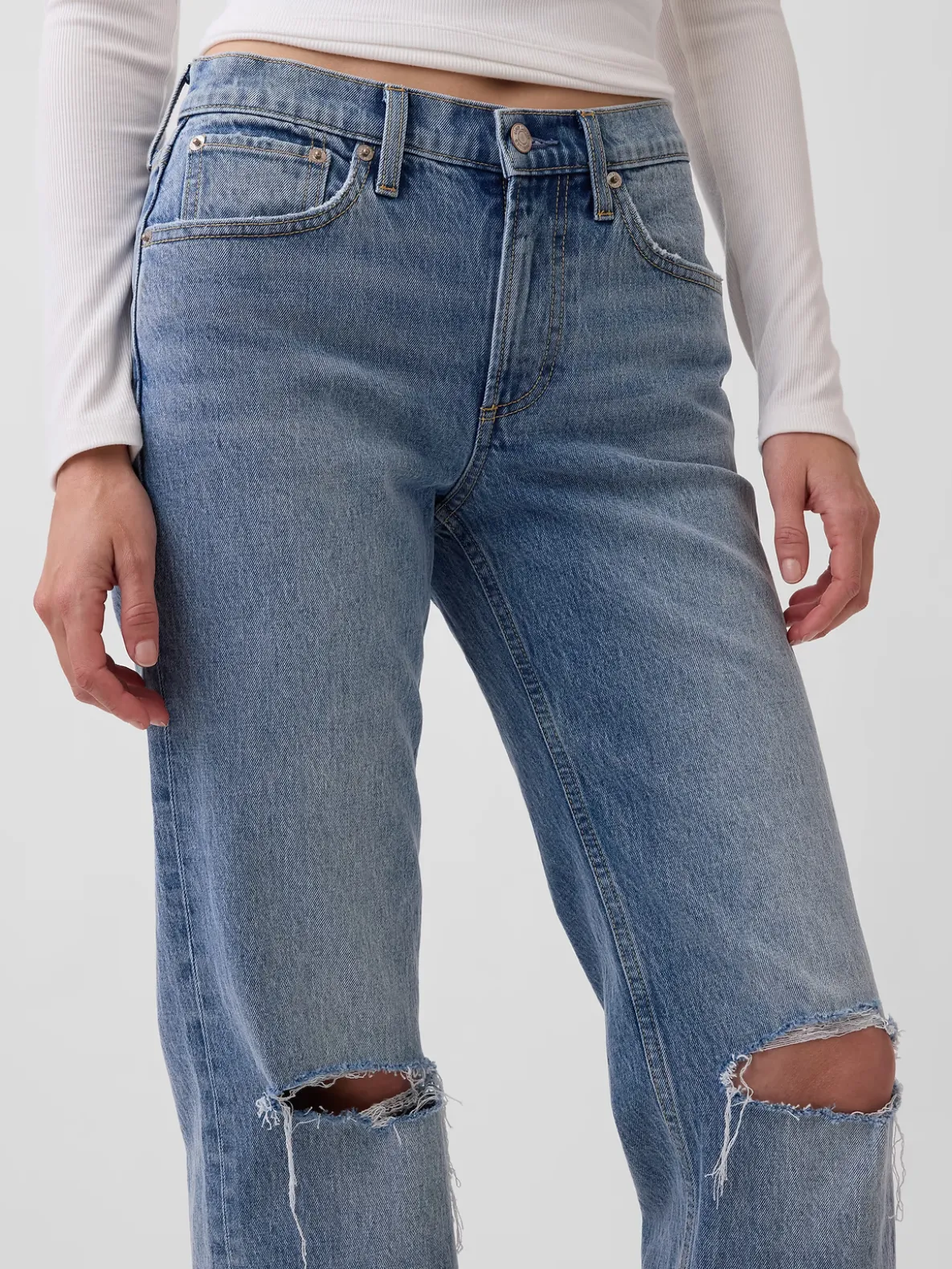 Mid Rise Relaxed Straight Jeans