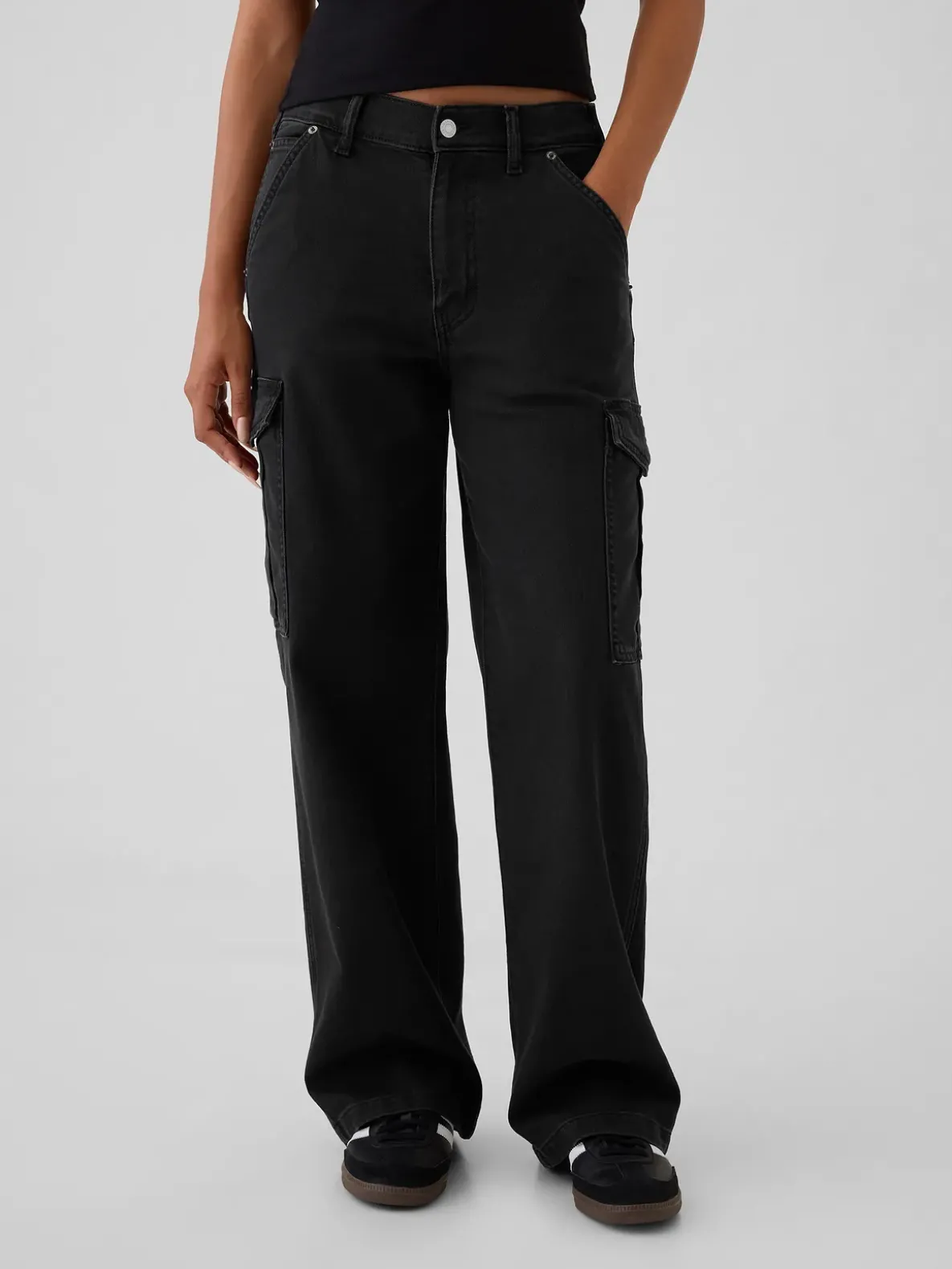 Mid Rise '90s Loose Cargo Jeans