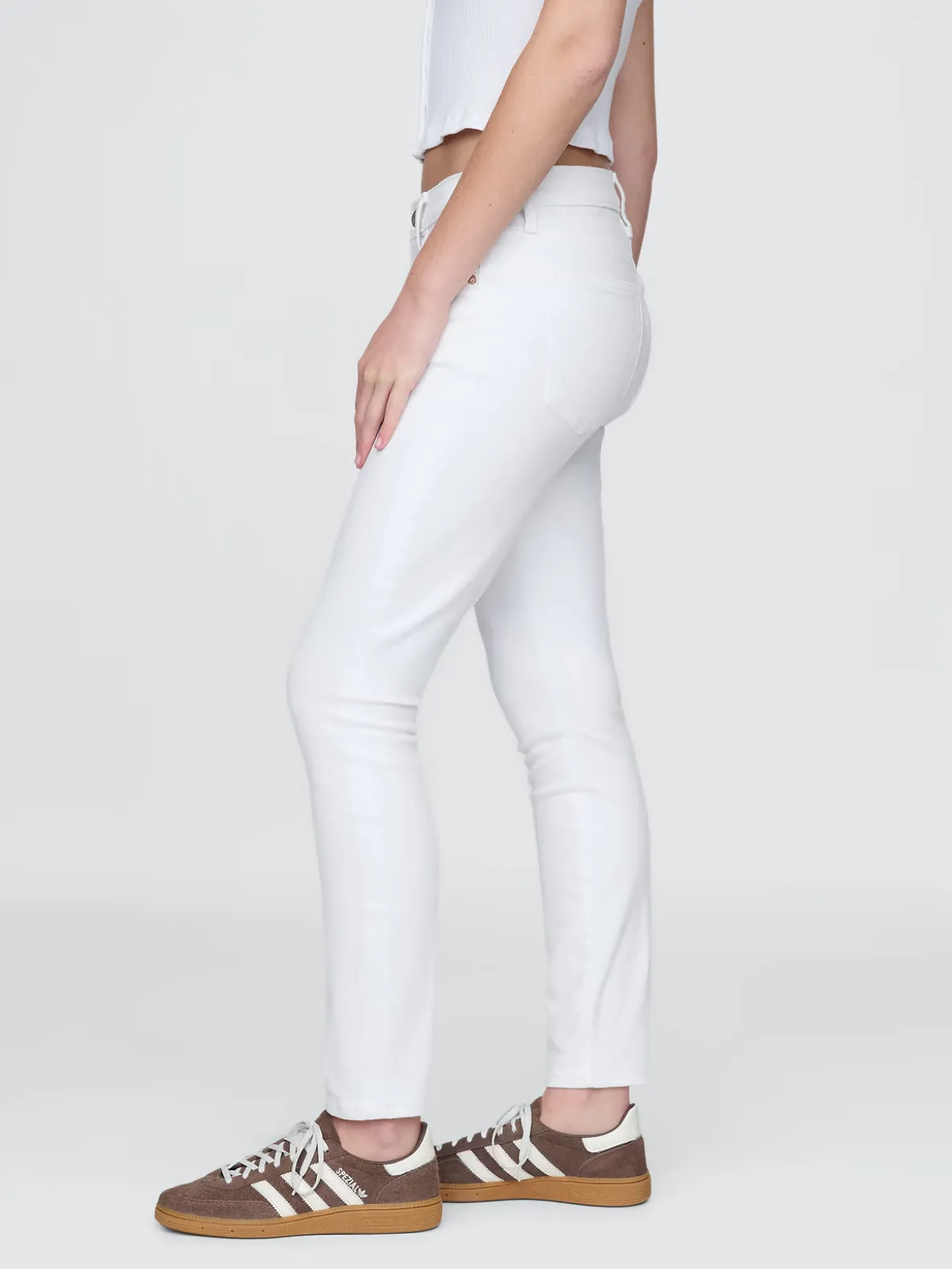 Mid Rise True Skinny Jeans