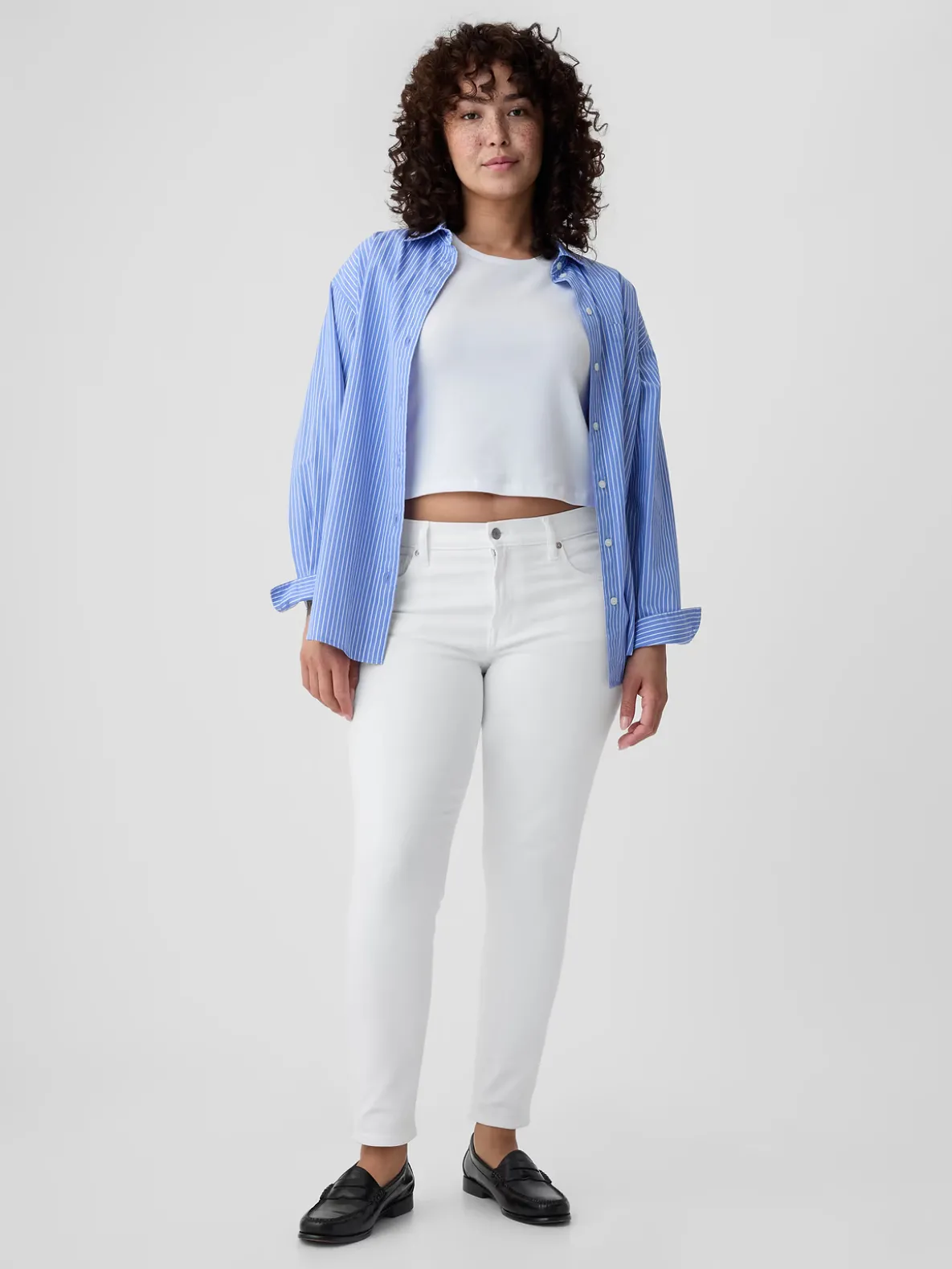 Mid Rise True Skinny Jeans