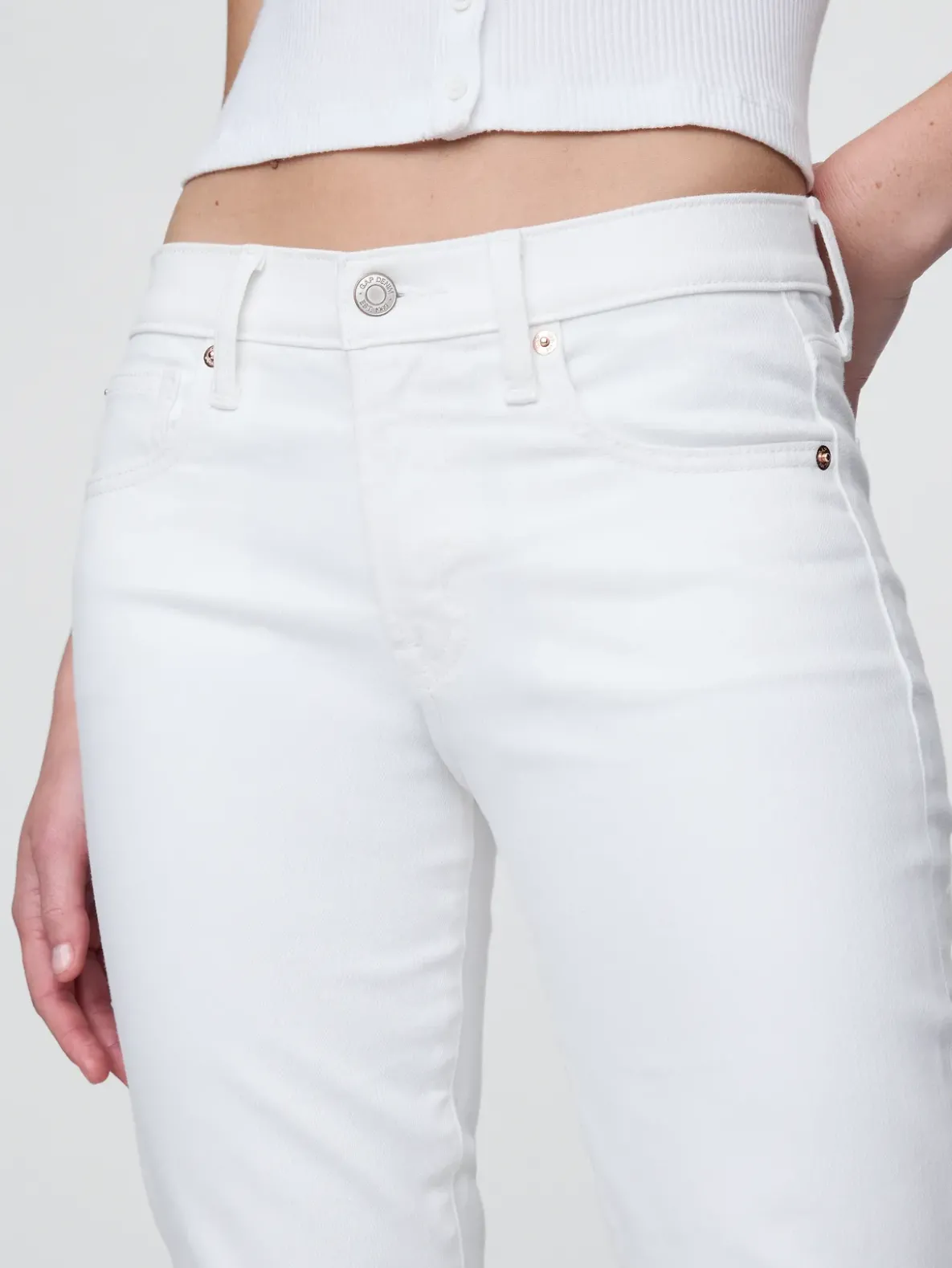 Mid Rise True Skinny Jeans