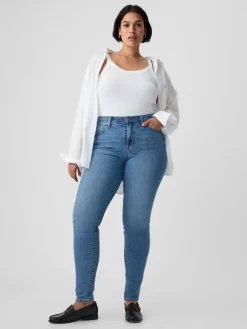 Mid Rise True Skinny Jeans