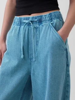Mid Rise UltraSoft Easy Horseshoe Jeans