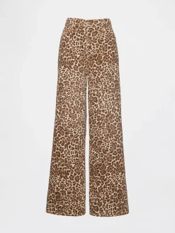 Mid Rise UltraSoft Leopard Baggy Jeans