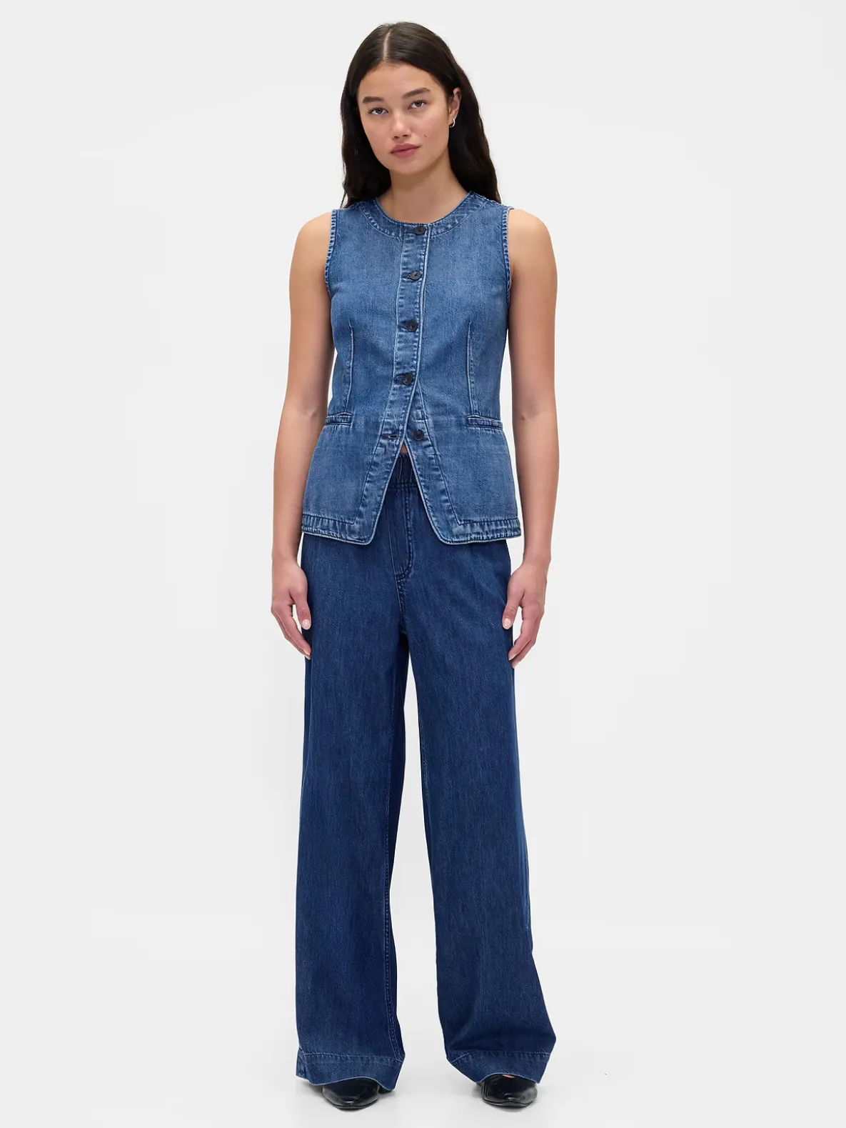 Mid Rise UltraSoft Pleated Baggy Jeans