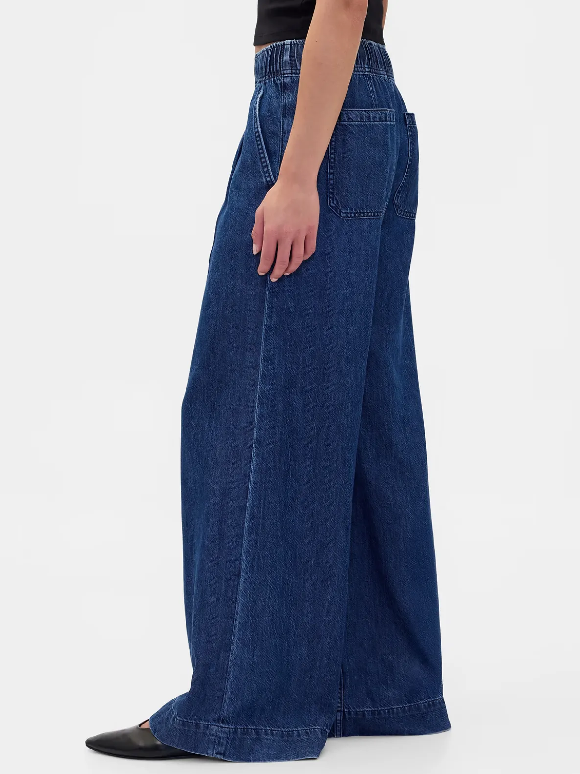 Mid Rise UltraSoft Pleated Baggy Jeans