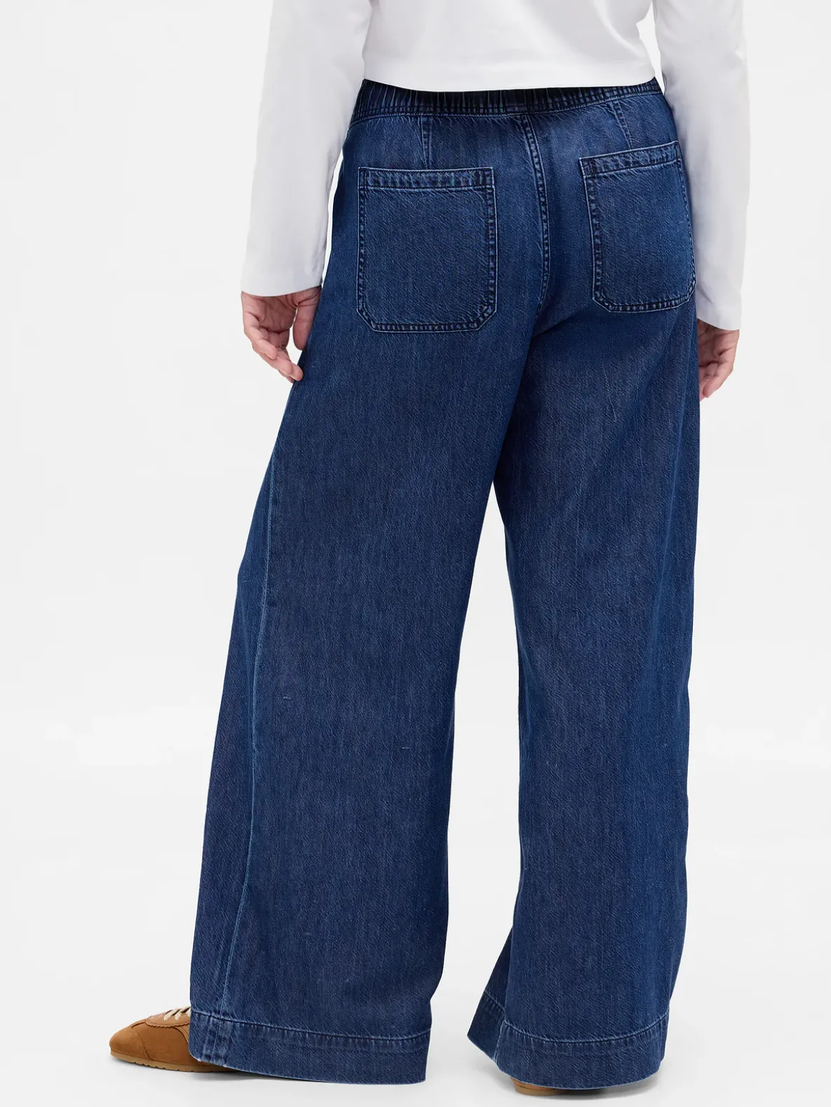 Mid Rise UltraSoft Pleated Baggy Jeans