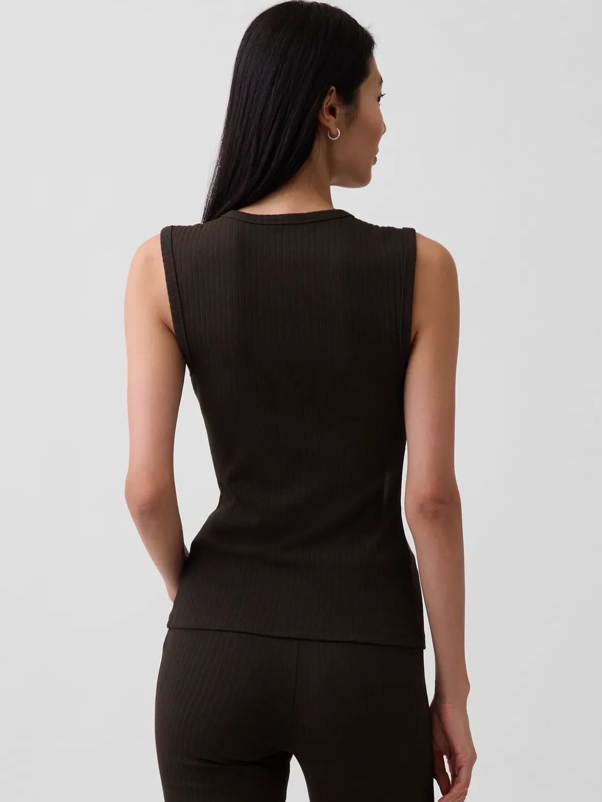 Modern Wide Rib Button-Front Top