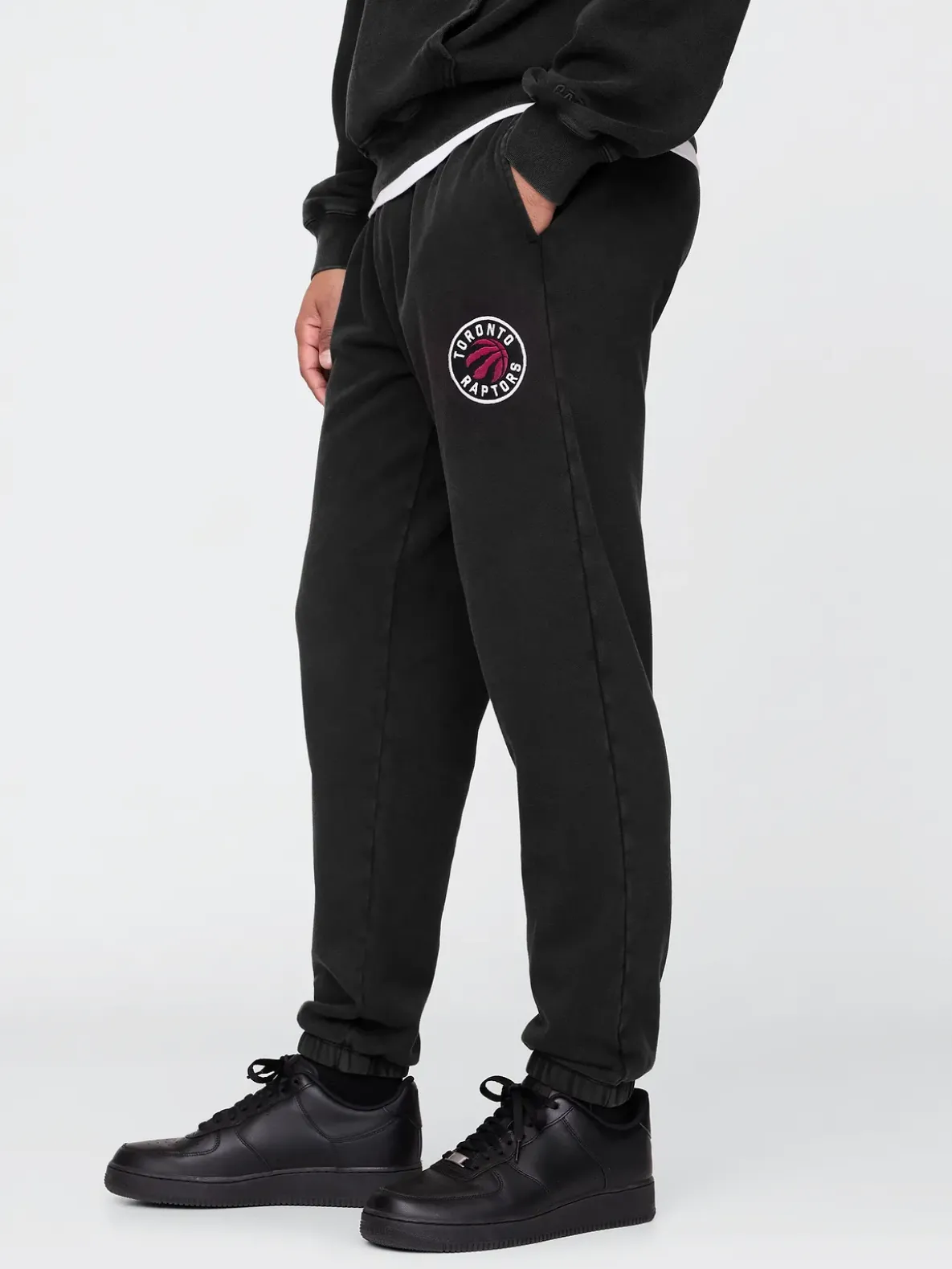 NBA Toronto Raptors Logo Heavyweight Joggers