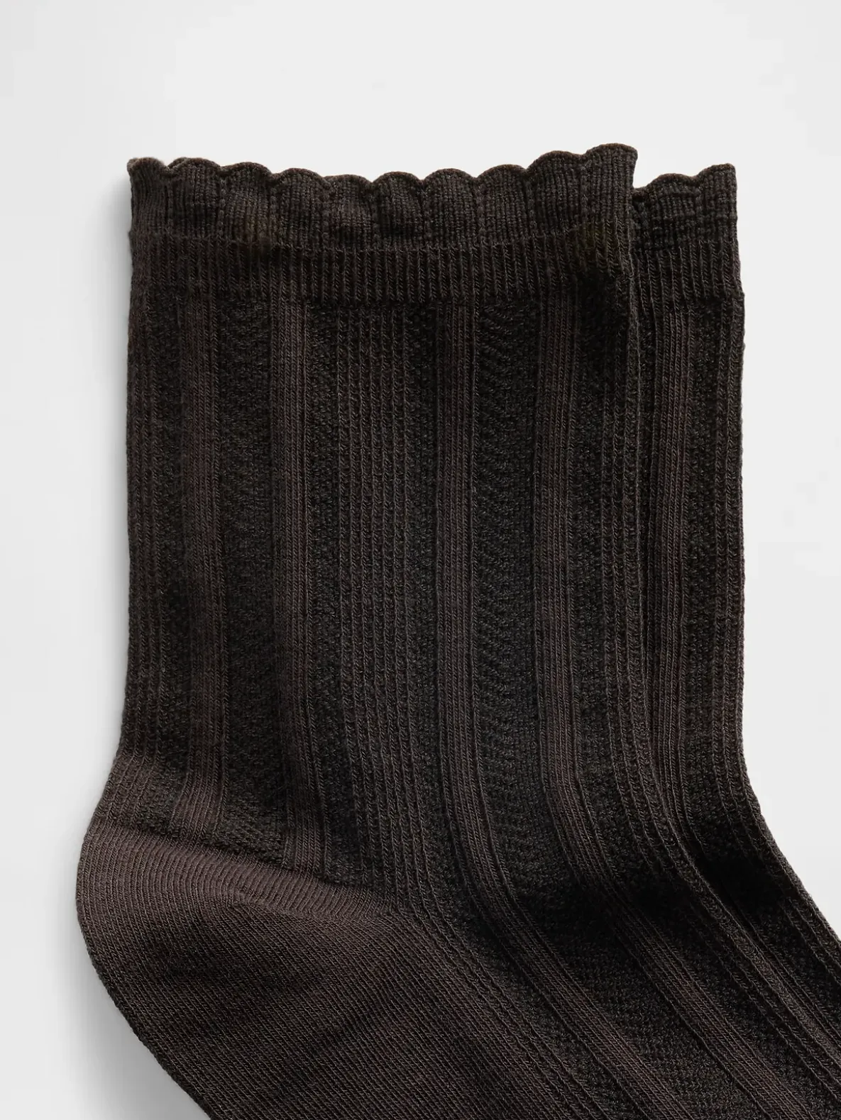Pointelle Half Crew Socks