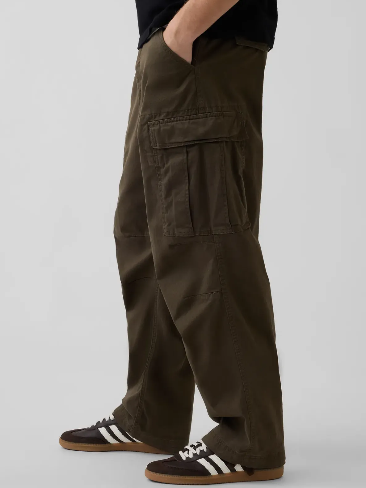 Relaxed Cargo Pants