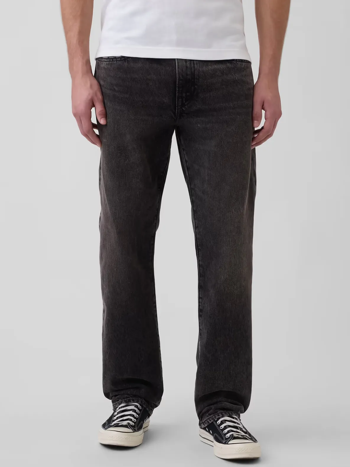 Relaxed Straight Jeans