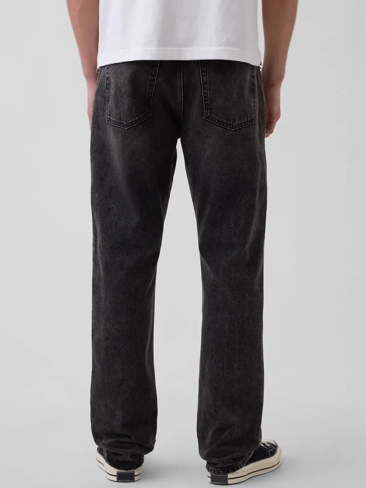 Relaxed Straight Jeans